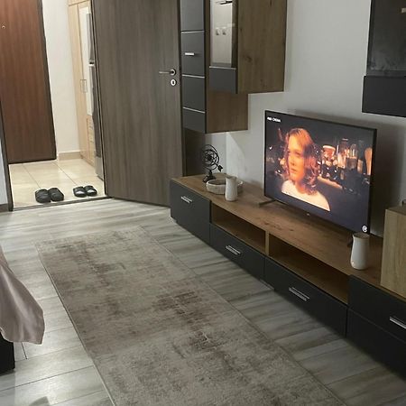 Central Studio Lcs Hunedoara Zewnętrze zdjęcie